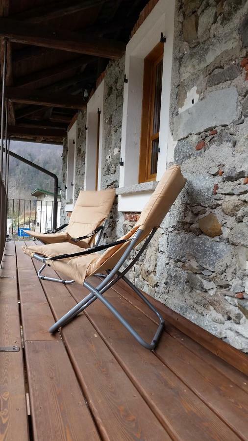 Ospitalita Rurale Familiare Land Wasser Bed and Breakfast Varallo Exterior foto